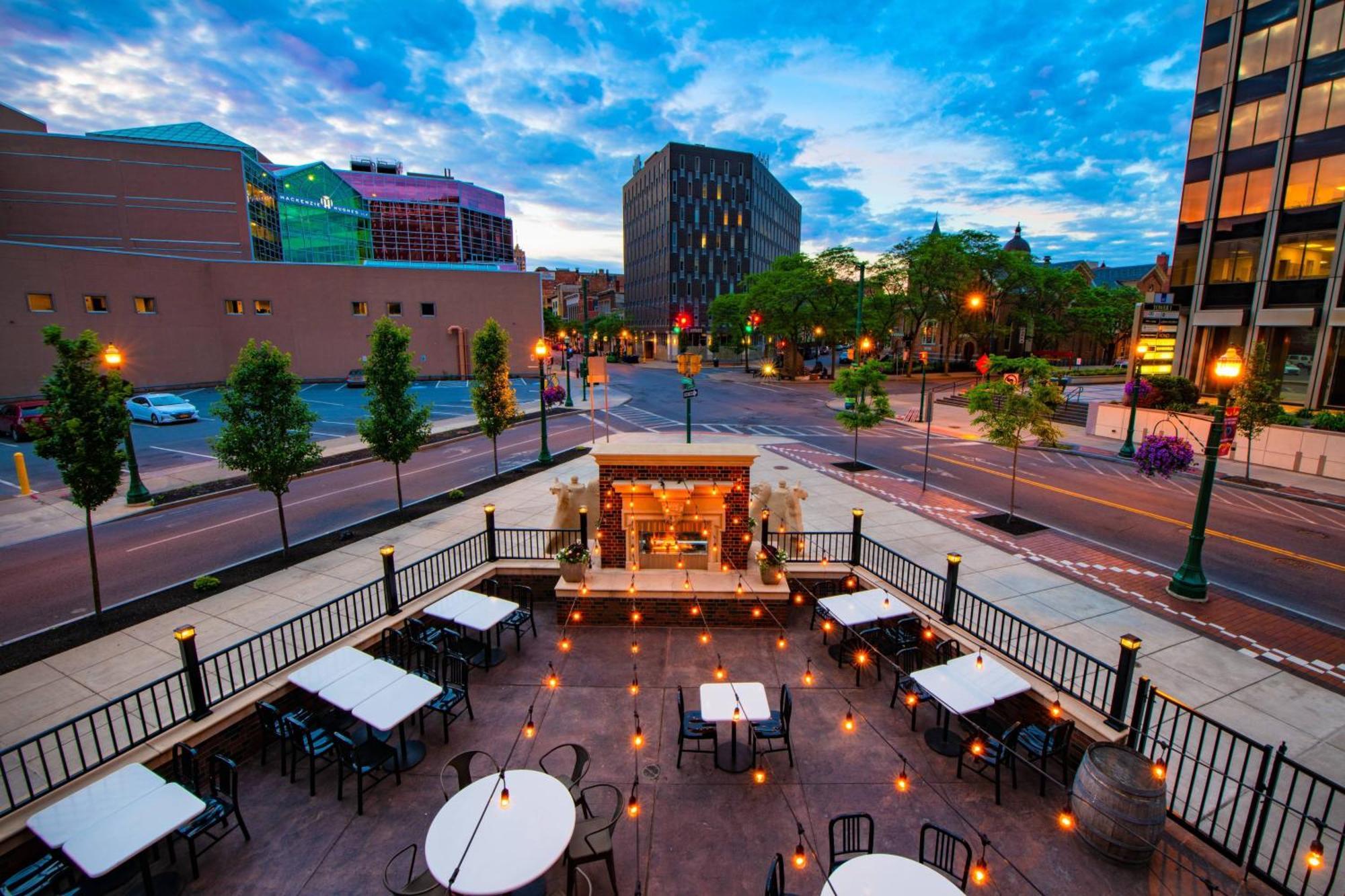 Hotel Marriott Syracuse Downtown Extérieur photo